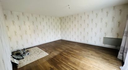 House 5 rooms of 200 m² in Wassy (52130)