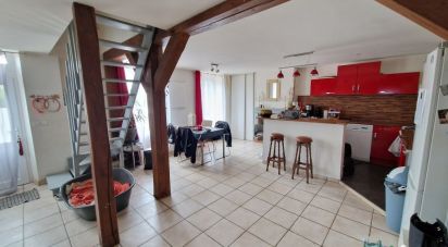 Village house 3 rooms of 113 m² in Chevillon-sur-Huillard (45700)