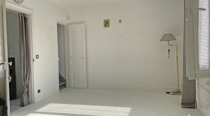 Maison 3 pièces de 65 m² à Aubergenville (78410)