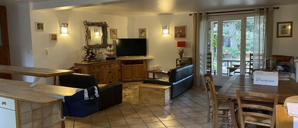 House 11 rooms of 622 m² in Carpentras (84200)