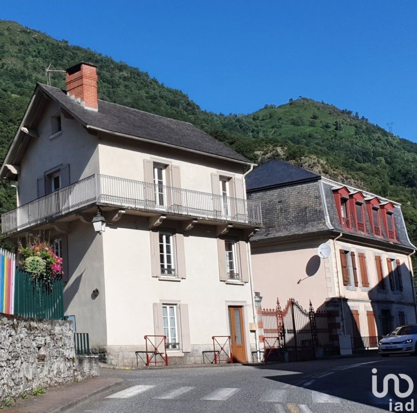 House 5 rooms of 110 m² in Soulom (65260)