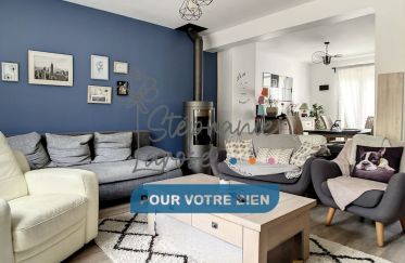 House 6 rooms of 110 m² in Noiseau (94880)