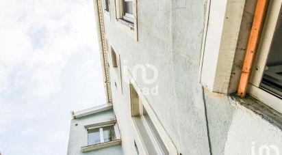 Building in Mulhouse (68100) of 269 m²