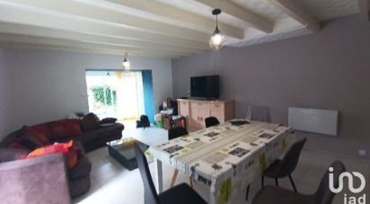 House 4 rooms of 101 m² in La Mothe-Saint-Héray (79800)