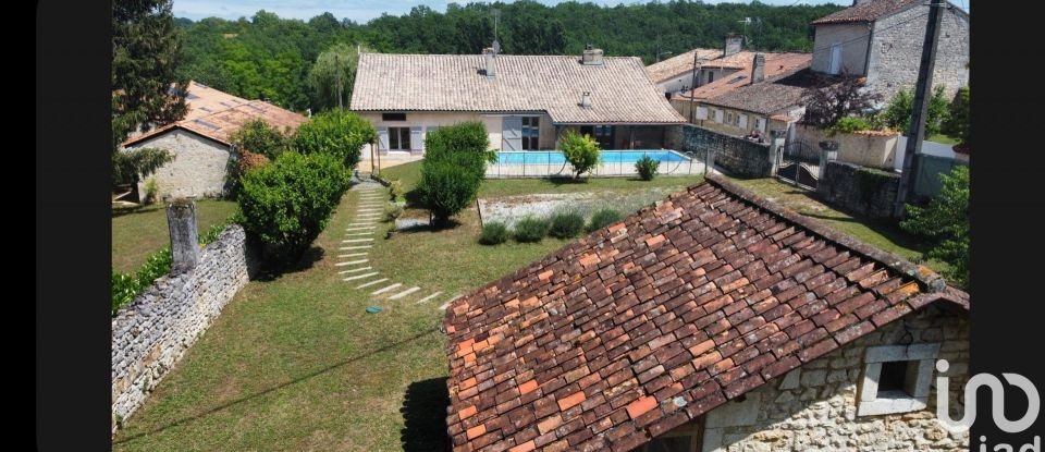 House 6 rooms of 144 m² in Soyaux (16800)
