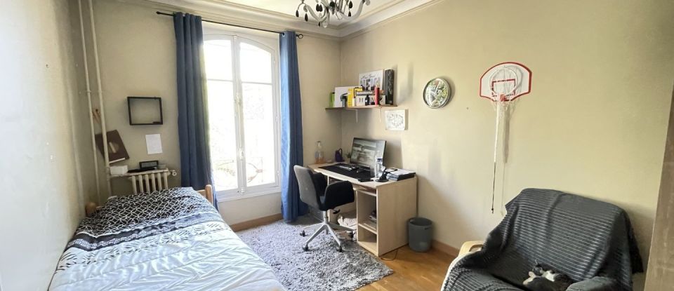 House 5 rooms of 115 m² in Ablon-sur-Seine (94480)