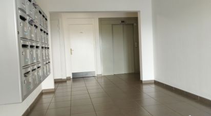 Apartment 2 rooms of 53 m² in Ducos (97224)