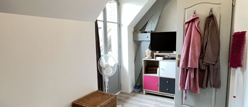 Appartement 4 pièces de 57 m² à - (60610)