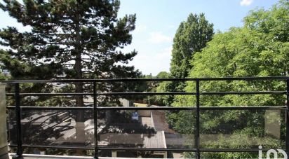 Apartment 5 rooms of 80 m² in Noisy-le-Grand (93160)