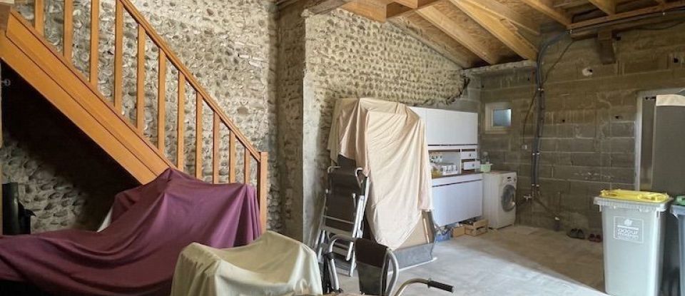 House 8 rooms of 184 m² in Maubourguet (65700)
