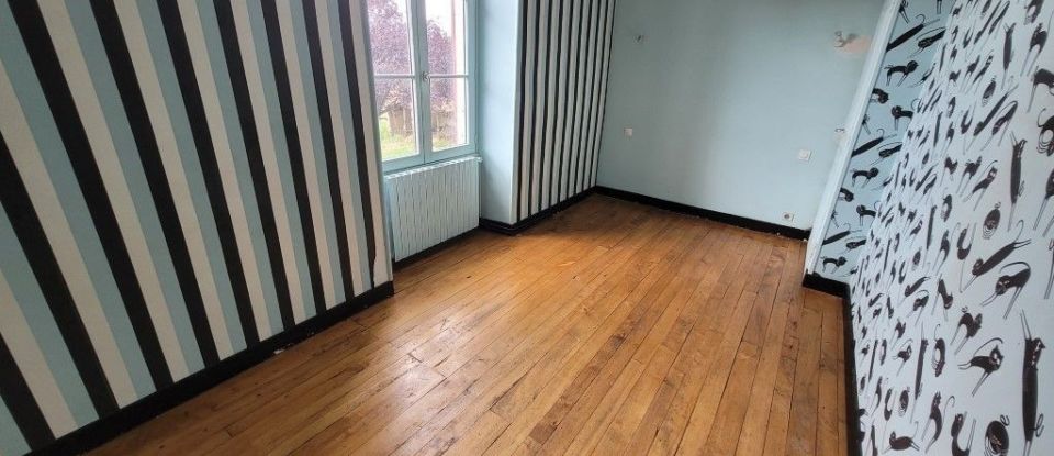 House 9 rooms of 218 m² in Thénezay (79390)
