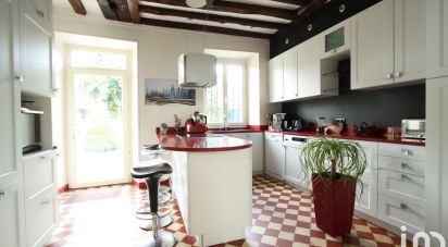 House 10 rooms of 225 m² in Villiers-Saint-Georges (77560)