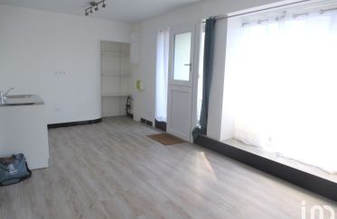 Apartment 2 rooms of 36 m² in Breuil-Barret (85120)