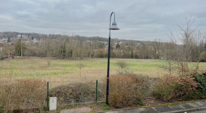 Land of 1,001 m² in Chessy (77700)