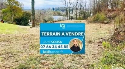 Land of 2,789 m² in Mourenx (64150)