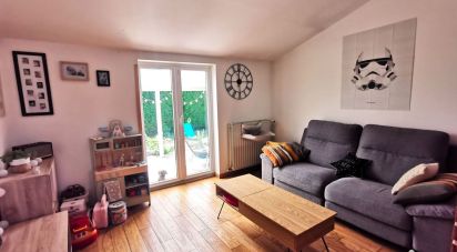 House 4 rooms of 97 m² in Yzeux (80310)