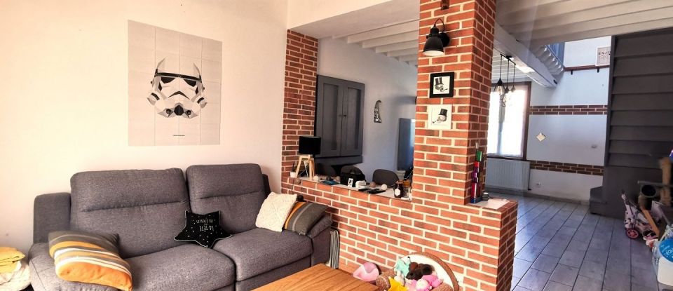 House 4 rooms of 97 m² in Yzeux (80310)