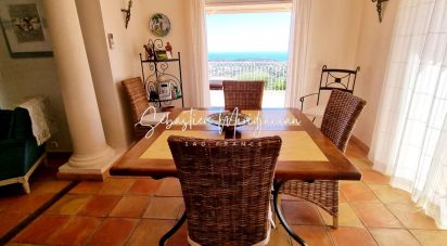 House 5 rooms of 165 m² in Cavalaire-sur-Mer (83240)