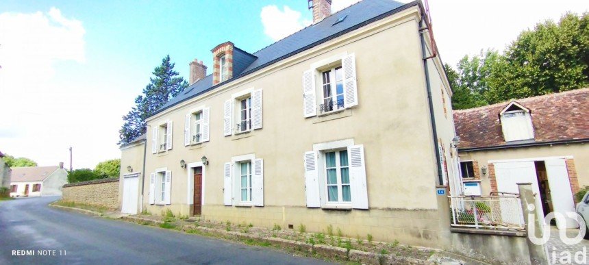 House 9 rooms of 247 m² in Coudrecieux (72440)