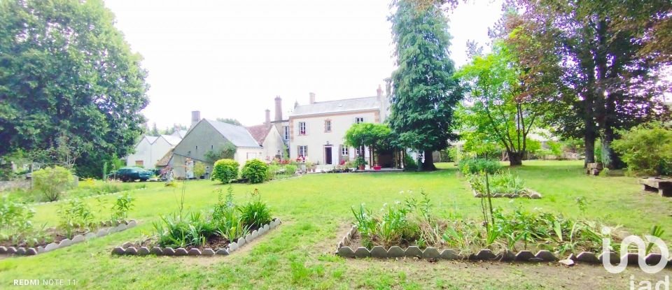 House 9 rooms of 247 m² in Coudrecieux (72440)