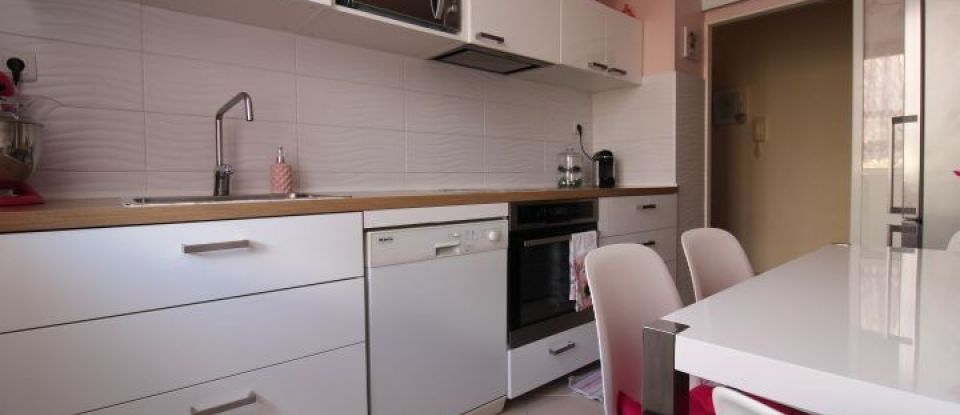 Appartement 4 pièces de 82 m² à Les Ulis (91940)