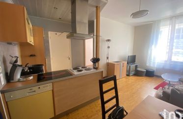 Apartment 3 rooms of 47 m² in Lille (59000)