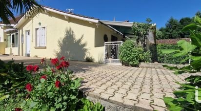 House 7 rooms of 163 m² in Mussidan (24400)