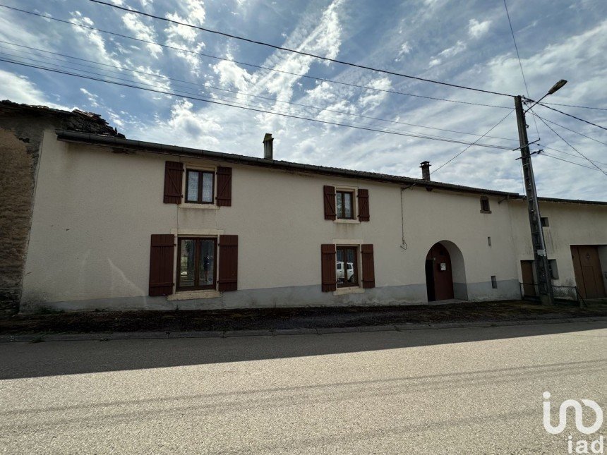 House 4 rooms of 100 m² in Senonges (88260)