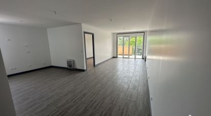Apartment 3 rooms of 79 m² in Breuillet (91650)