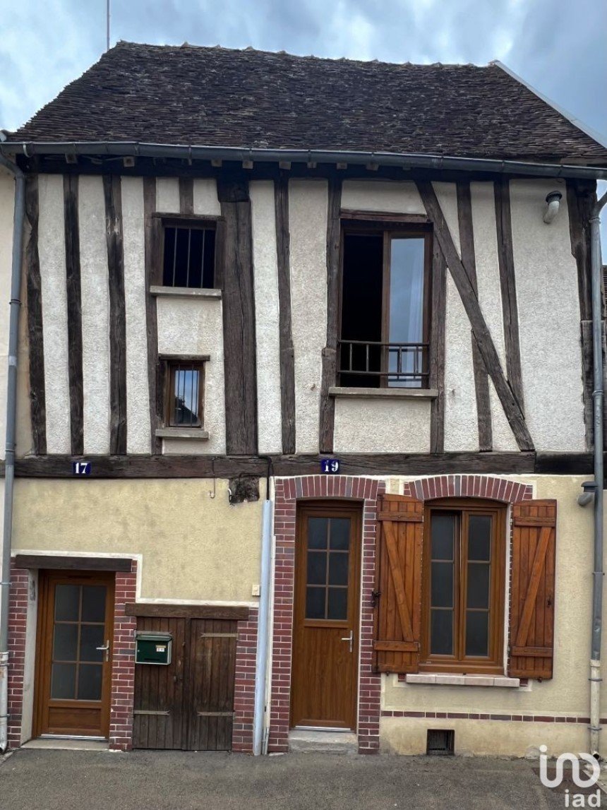 House 3 rooms of 60 m² in Villeneuve-sur-Yonne (89500)