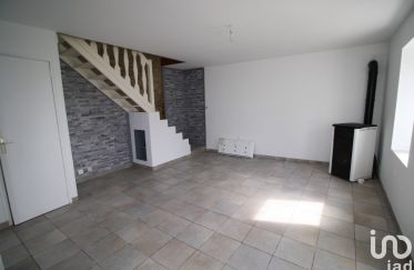 House 2 rooms of 43 m² in Hennebont (56700)
