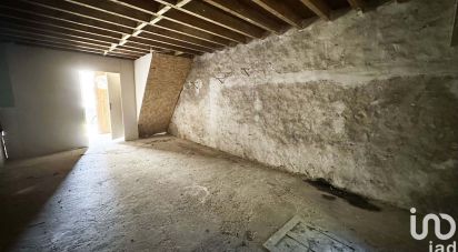 Barn conversion 2 rooms of 66 m² in Saint-Augustin (77515)