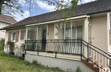 House 3 rooms of 92 m² in Saint-Julien-les-Villas (10800)