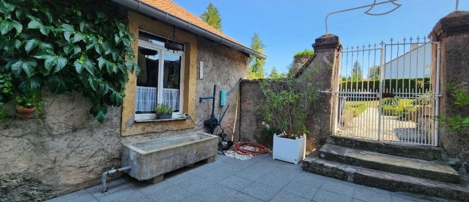 Town house 10 rooms of 266 m² in Puttelange-aux-Lacs (57510)