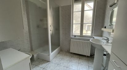 Maison 8 pièces de 150 m² à Saint-Bris-le-Vineux (89530)