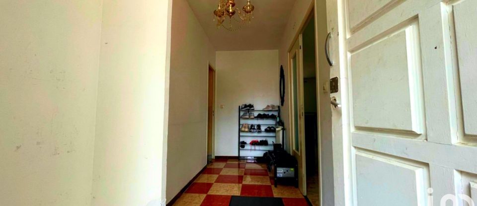 House 6 rooms of 140 m² in Ferney-Voltaire (01210)