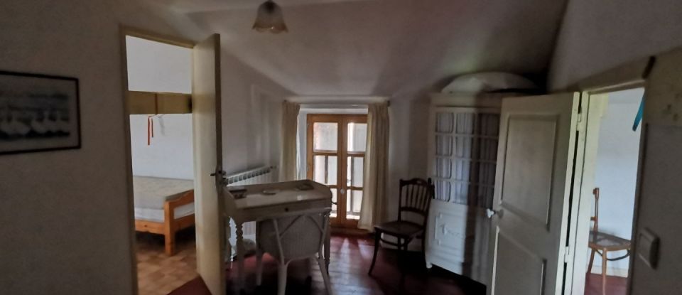 House 6 rooms of 233 m² in Curvalle (81250)
