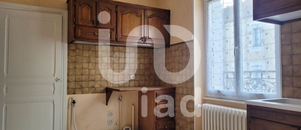 Town house 4 rooms of 120 m² in Montluçon (03100)