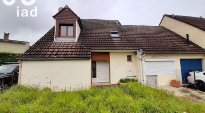 Maison 4 pièces de 92 m² à Flesselles (80260)