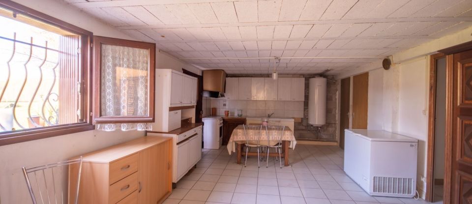 House 5 rooms of 80 m² in Allassac (19240)
