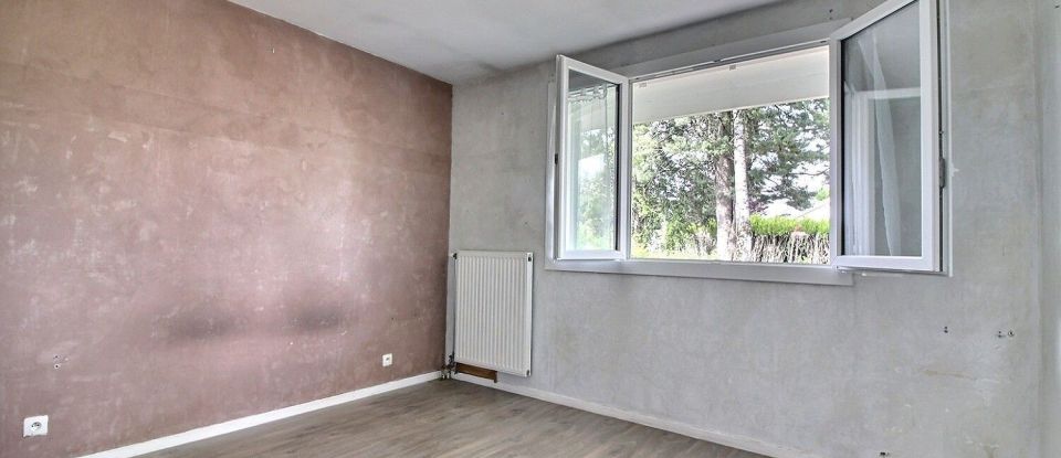 House 7 rooms of 136 m² in Mennecy (91540)