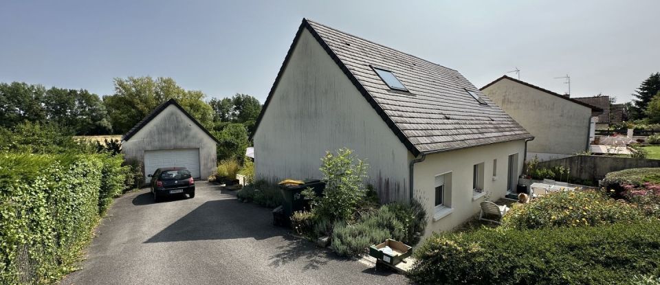 House 6 rooms of 145 m² in Plaimpied-Givaudins (18340)