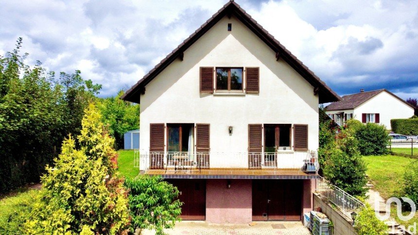 Maison 6 pièces de 132 m² à Uffheim (68510)