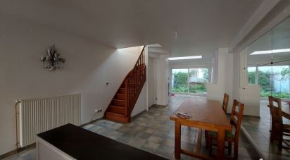 House 4 rooms of 104 m² in Lille (59000)