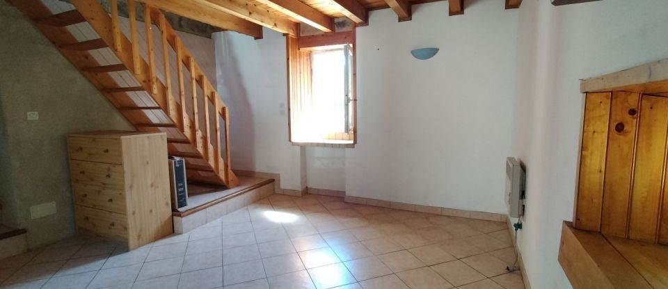 Country house 5 rooms of 78 m² in Nozières (07270)