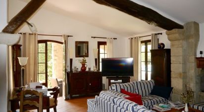 House 6 rooms of 161 m² in Sillans-la-Cascade (83690)
