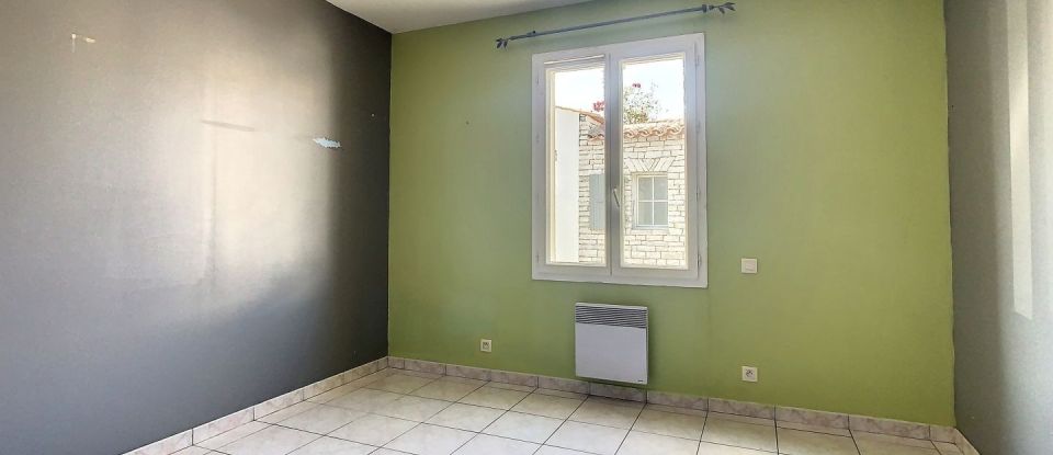 House 5 rooms of 105 m² in Charron (17230)