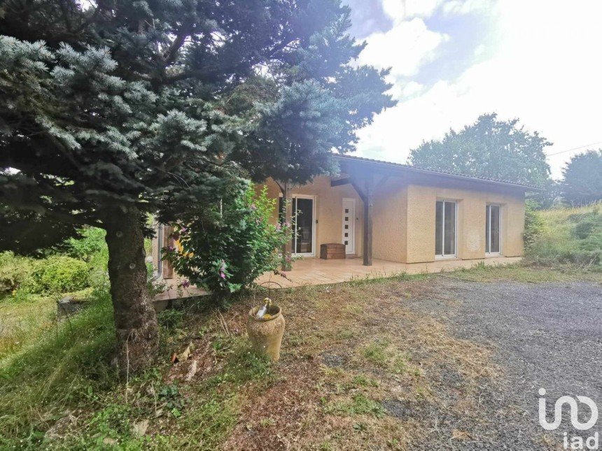 House 5 rooms of 124 m² in Vérac (33240)