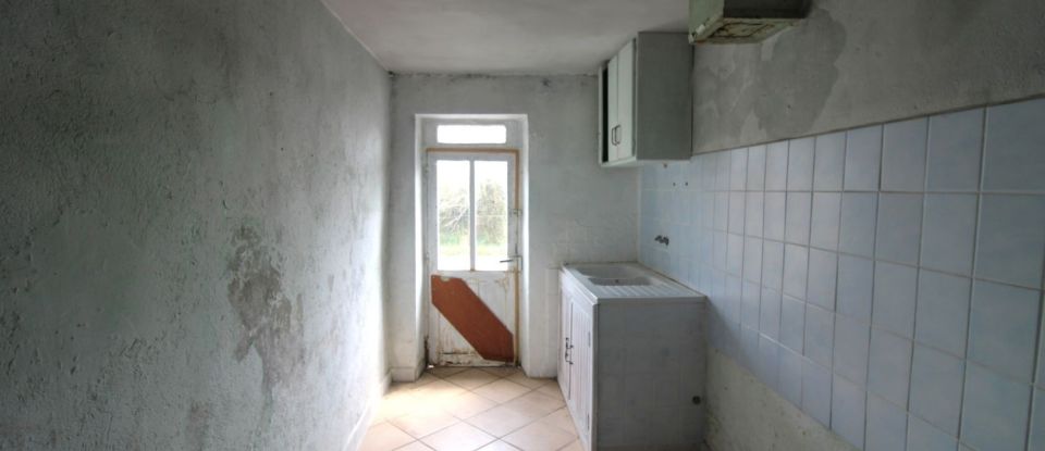 House 4 rooms of 127 m² in Saint-Pardoux-Morterolles (23400)