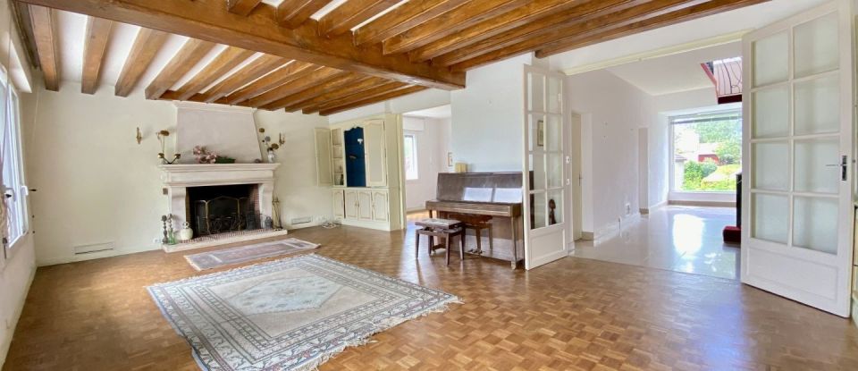 House 10 rooms of 288 m² in Saint-Georges-sur-Baulche (89000)